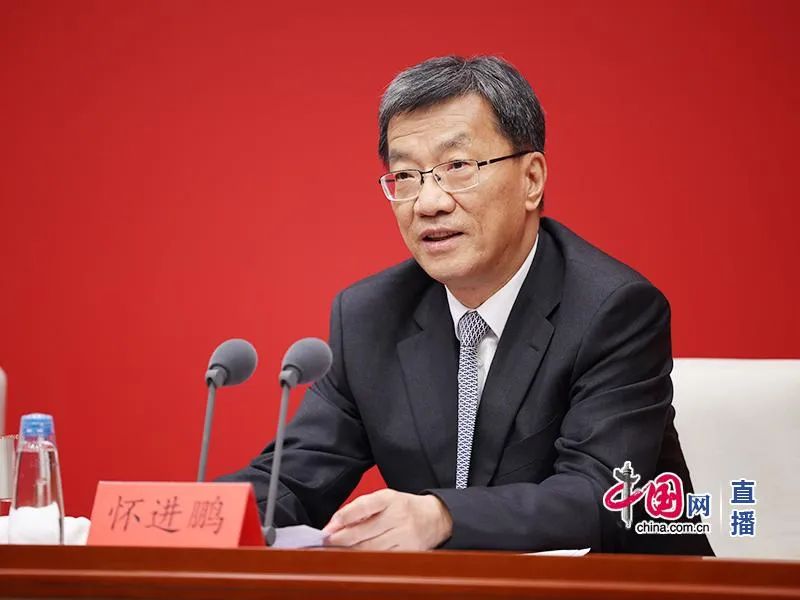 中共中央新闻发布会 | 教育部部长怀进鹏介绍教育、科技、人才、创新等领域改革,并答记者问(图2) 中共中央新闻发布会 | 教育部部长怀进鹏介绍教育、科技、人才、创新等领域改革,并答记者问(图2)