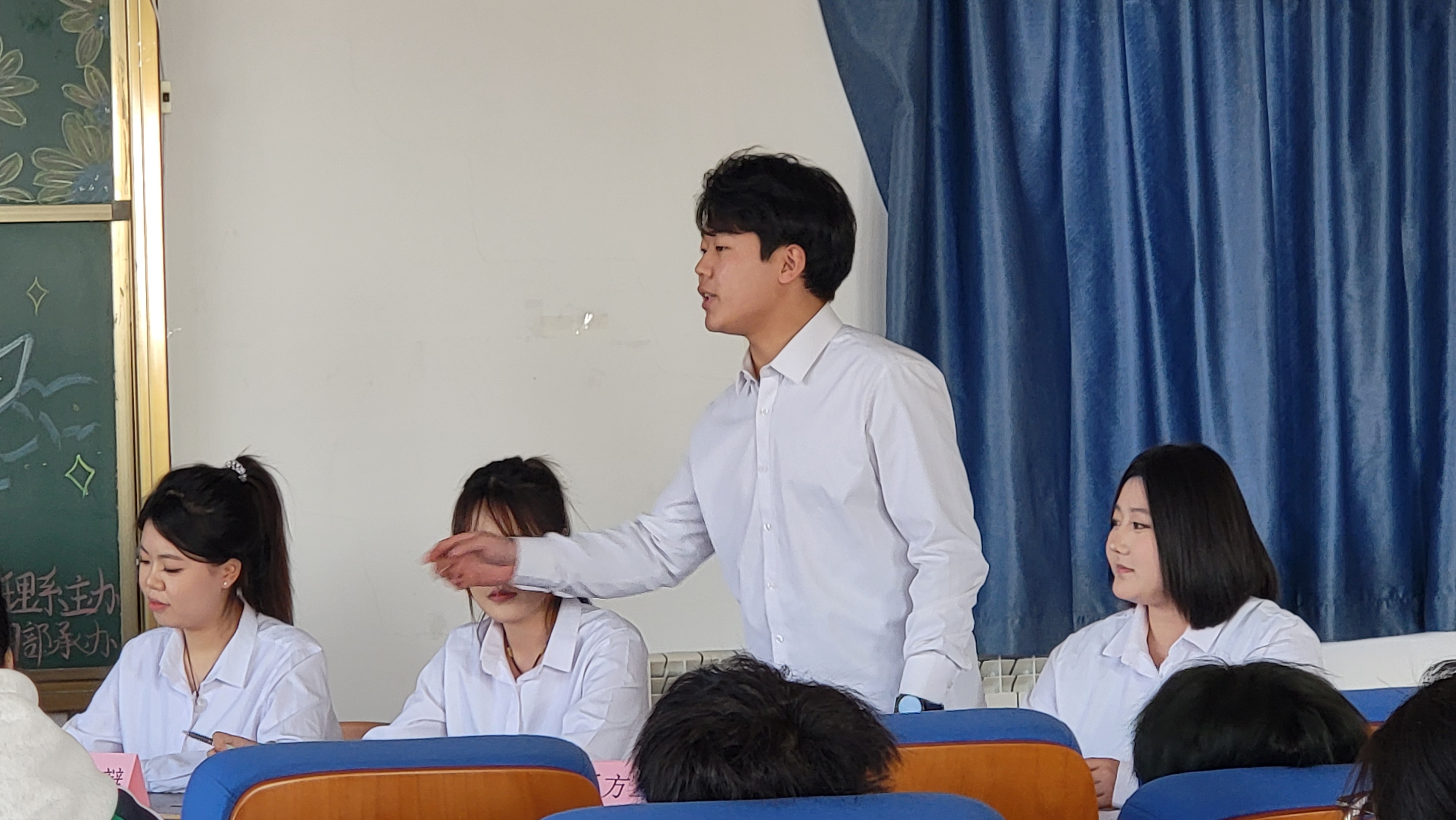 901710ea46d2aae756206538c3d71d5.jpg 人文管理系(图6)